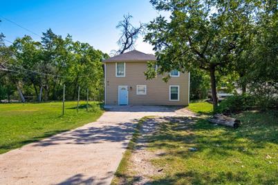 1010 Cumberland Street, Dallas, TX 75203 - Photo 1