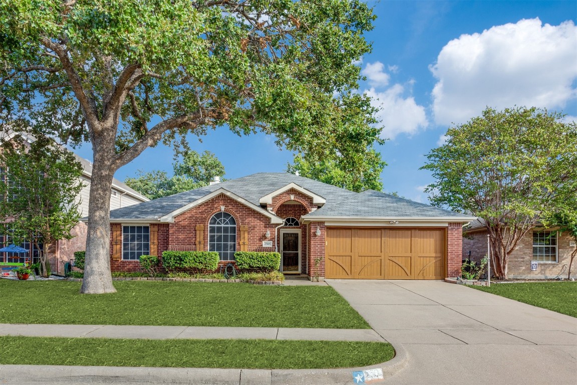 2505 Greenhaven Dr, Burleson, TX 76028 MLS 20449047 Coldwell Banker