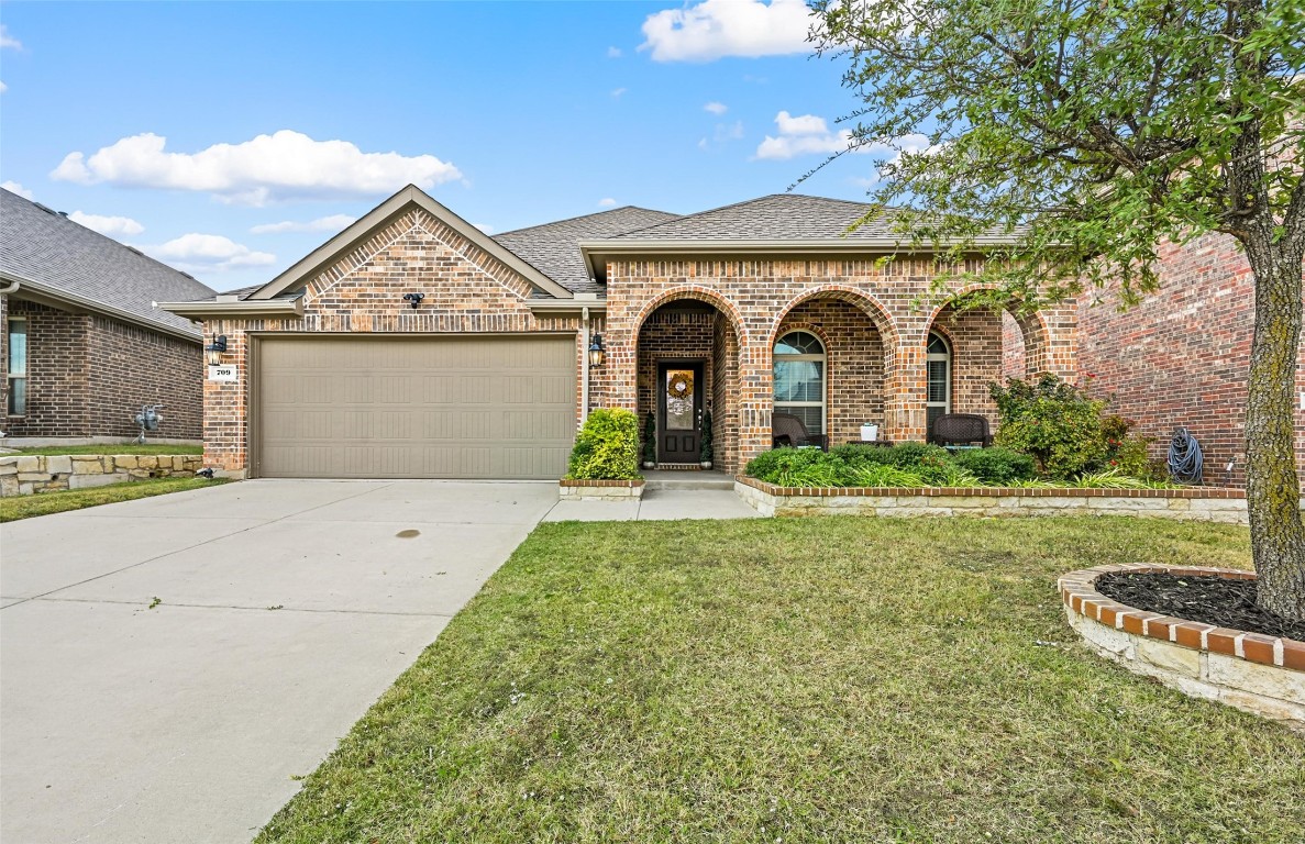 709 Posey Ln, McKinney, TX 75071 - MLS 20462922 - Coldwell Banker