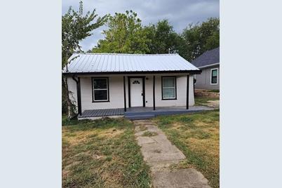 522 E Texas Street, Denison, TX 75021 - Photo 1