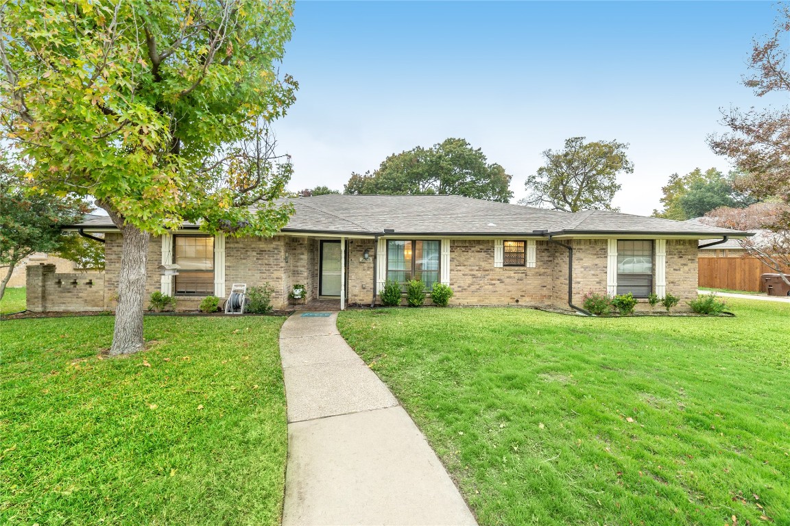 2305 Brighton Ln, Plano, TX 75075 MLS 20471624 Coldwell Banker