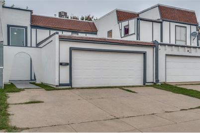 2425 Las Brisas Street, Fort Worth, TX 76119 - Photo 1