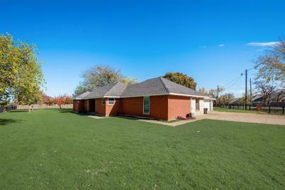 102 Anderson Road, Red Oak, TX 75154 - Photo 1