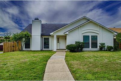 1001 Amur Street, Mesquite, TX 75150 - Photo 1