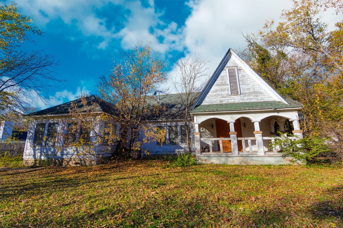 808 N Main St, Tioga, TX 76233 MLS 20486087 Coldwell Banker