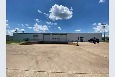 1708 Hal Avenue, Cleburne, TX 76031 - Photo 1