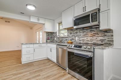 2608 Kingston Street, Arlington, TX 76015 - Photo 1