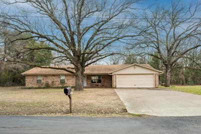 4 Douglas Drive, Mabank, TX 75156 - Photo 1