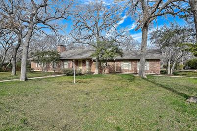 1709 Laurelwood Drive, Denton, TX 76209 - Photo 1