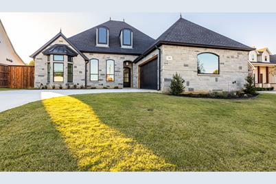 7305 Smithfield Road, North Richland Hills, TX 76182 - Photo 1