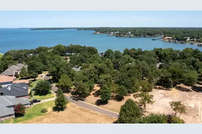 142 Hilton Head Island Drive, Mabank, TX 75156 - Photo 1
