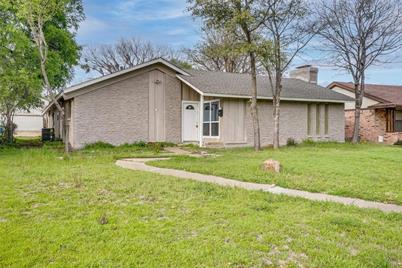 3805 W Rochelle Road, Irving, TX 75062 - Photo 1