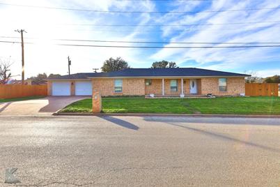 4902 Robertson Drive, Abilene, TX 79606 - Photo 1
