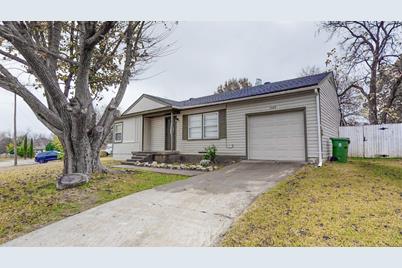 1529 Biggs Circle, Arlington, TX 76010 - Photo 1