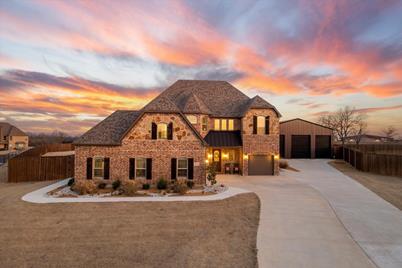 104 Walnut Drive, Van Alstyne, TX 75495 - Photo 1