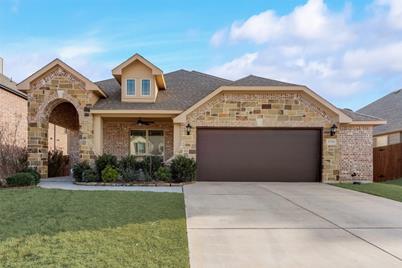 550 Lily Street, Crowley, TX 76036 - Photo 1