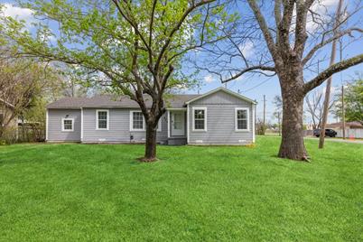 408 S Church Street, Ferris, TX 75125 - Photo 1