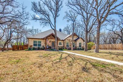 1010 Shady Oaks Drive, Bridgeport, TX 76426 - Photo 1