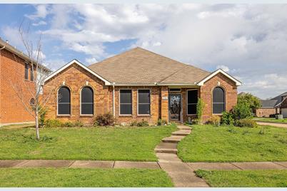 530 Binkley Court, Mesquite, TX 75181 - Photo 1