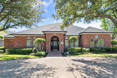 1605 Dobbins Road, Corsicana, TX 75110 - Photo 1