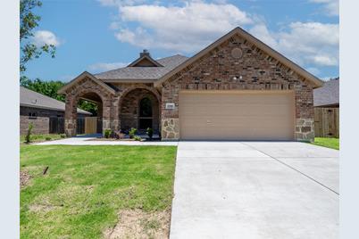 1916 Carrington Drive, Glenn Heights, TX 75154 - Photo 1