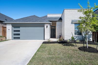 10604 Enchanted Rock Way, Fort Worth, TX 76126 - Photo 1