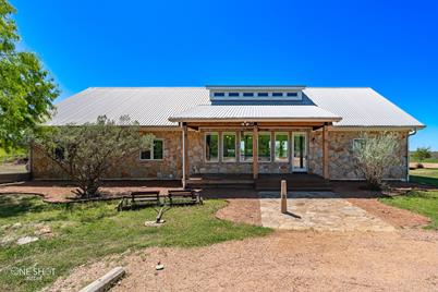 1001 S Houston Street, Santa Anna, TX 76878 - Photo 1