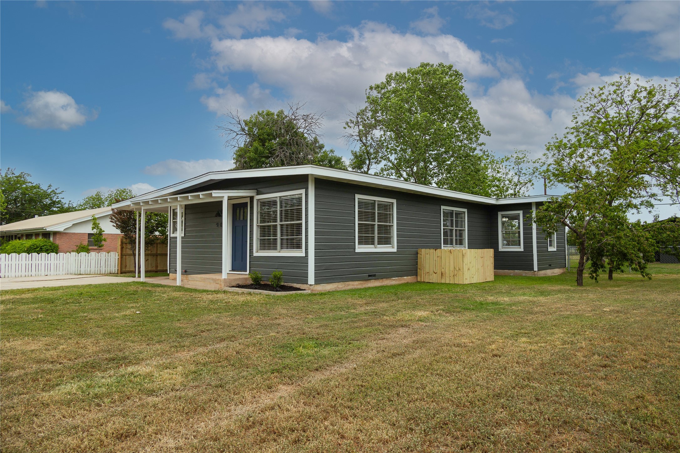 904 E Fitzgerald St, Bangs, TX 76823 MLS 20591145 Coldwell Banker