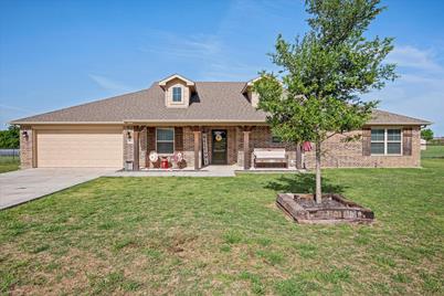 224 Crest Lane, Decatur, TX 76234 - Photo 1