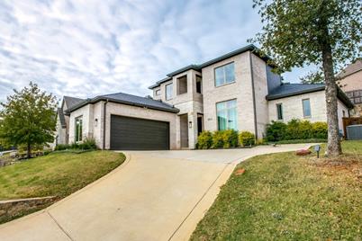 6813 Woodland Hills Drive, North Richland Hills, TX 76182 - Photo 1