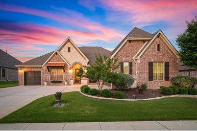 10859 Smoky Oak Trail, Flower Mound, TX 76226 - Photo 1