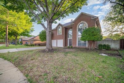 1908 Wood Crest Drive, Grapevine, TX 76051 - Photo 1