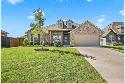 172 Landsdale Circle, Forney, TX 75126 - Photo 1