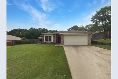218 Cardinal Court, Weatherford, TX 76086 - Photo 1