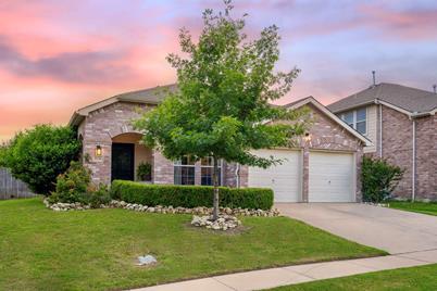 6136 Paddlefish Drive, Fort Worth, TX 76179 - Photo 1