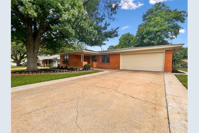 2713 Covert Avenue, Fort Worth, TX 76133 - Photo 1