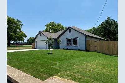5420 Fossil Drive, Haltom City, TX 76117 - Photo 1
