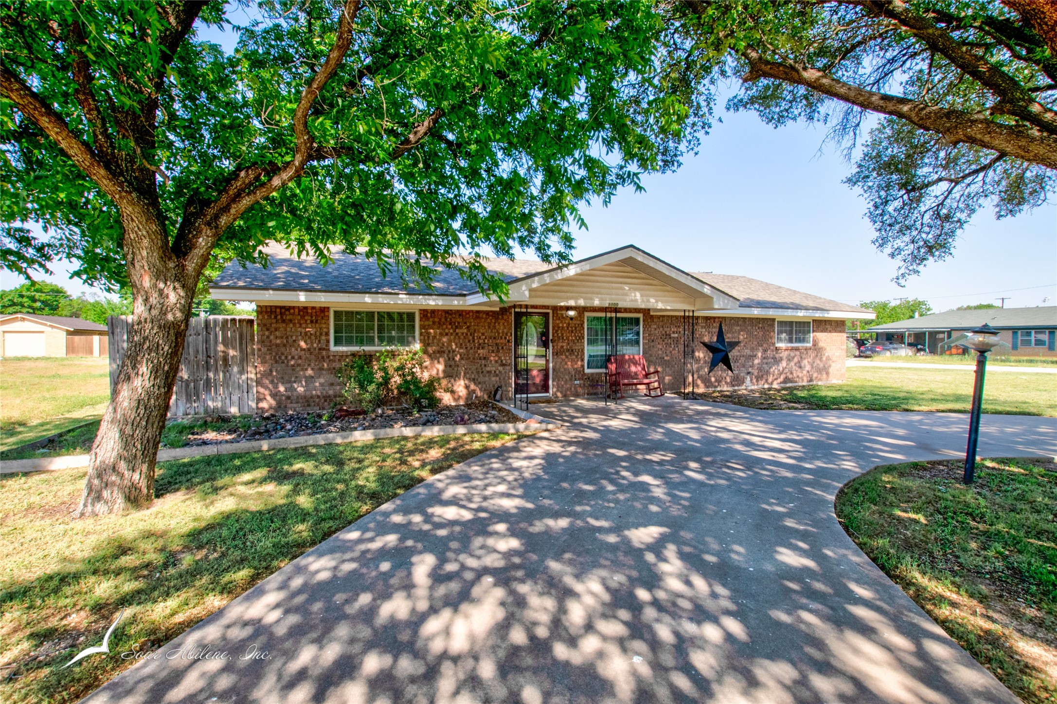 1100 Oak St, Roscoe, TX 79556 - MLS 20620670 - Coldwell Banker