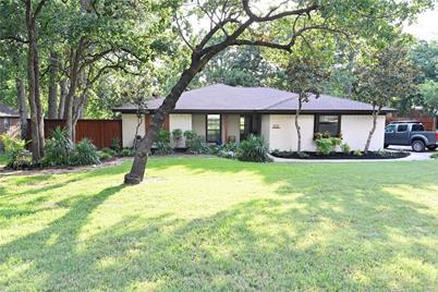 3920 Kelsey Court, Grapevine, TX 76051 - Photo 1