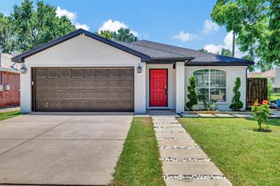 3922 Grimes Road, Irving, TX 75061 - Photo 1