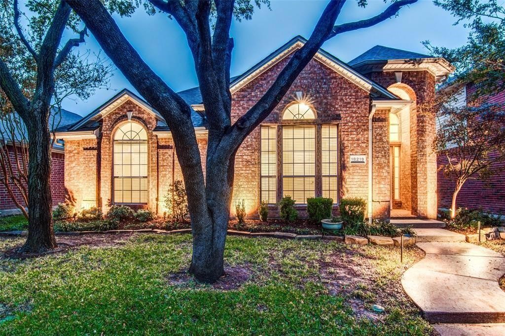 18219 Muir Cir, Dallas, TX 75287 - MLS 20653737 - Coldwell Banker