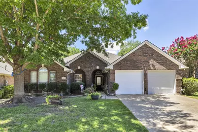 2007 Broadleaf Drive, Arlington, TX 76001 - Photo 1