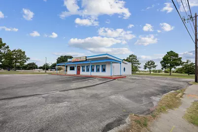 525 E Oates, Garland, TX 75043 - Photo 1