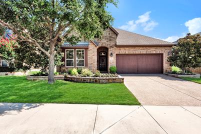 425 Brutus Boulevard, Lewisville, TX 75056 - Photo 1