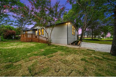 4608 Bradley Lane, Arlington, TX 76017 - Photo 1