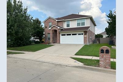 1105 Nighthawk Road, Fort Worth, TX 76108 - Photo 1