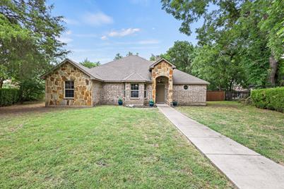 120 Pecan Grove, Lancaster, TX 75146 - Photo 1