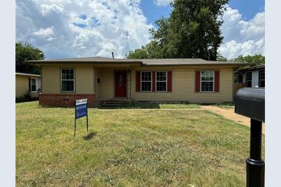 1720 W Elm Street, Denison, TX 75020 - Photo 1