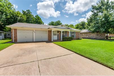 1006 Fayette Drive, Euless, TX 76039 - Photo 1