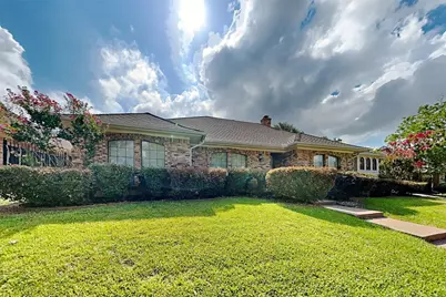 5111 Bridgewater Drive, Arlington, TX 76017 - Photo 1